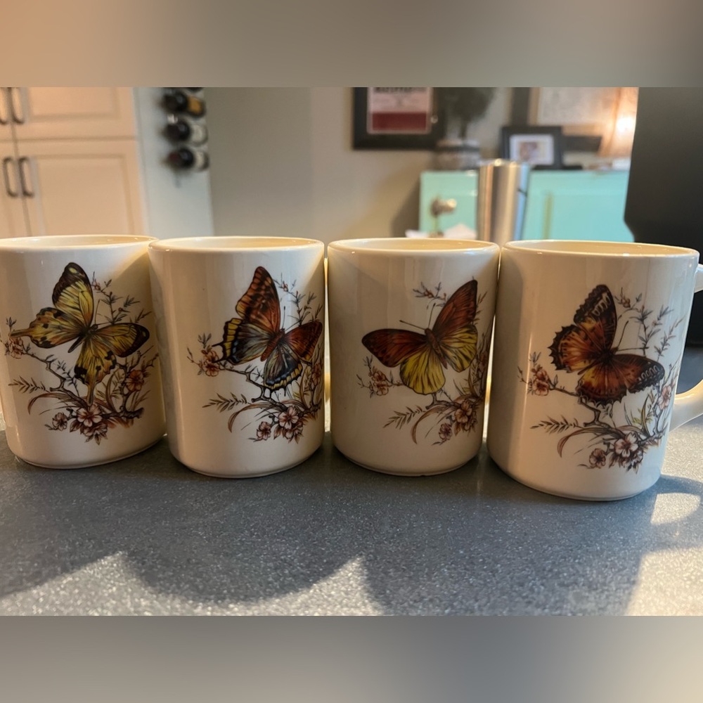 Set of 4 70’s Butterfly Coffee Cups